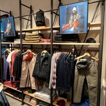 Bild der Dankstelle Levi’s