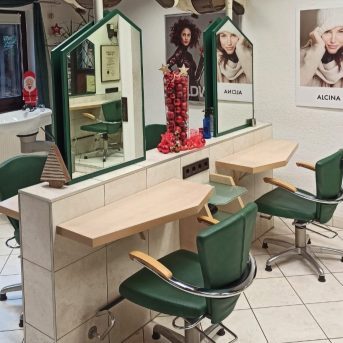 Bild oder Logo der Dankstelle Friseur Atelier
