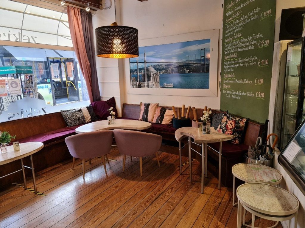Bild der Dankstelle Zeki’s Unicafe